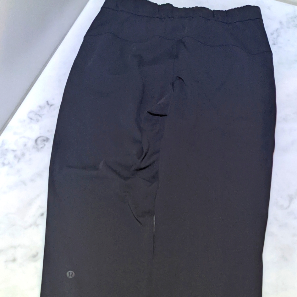 Lululemon On the Fly Jogger - Picture 7 of 7